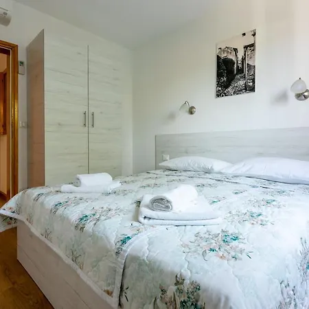 House Marija Tatil Evi Lopar