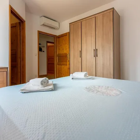 House Marija Tatil Evi *