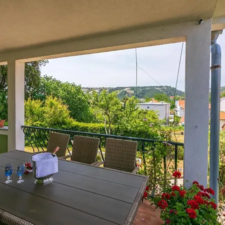 House Marija Tatil Evi *