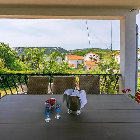 House Marija Tatil Evi Lopar