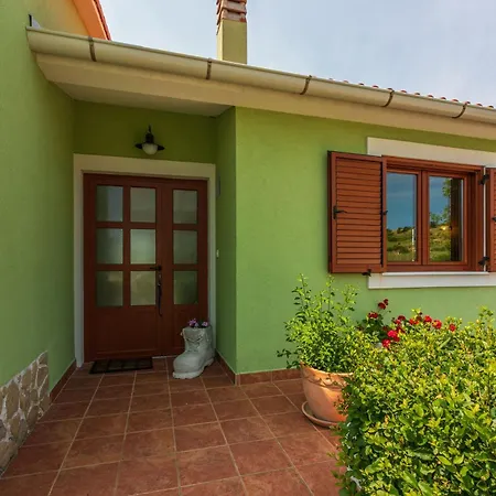 House Marija Vikendica *