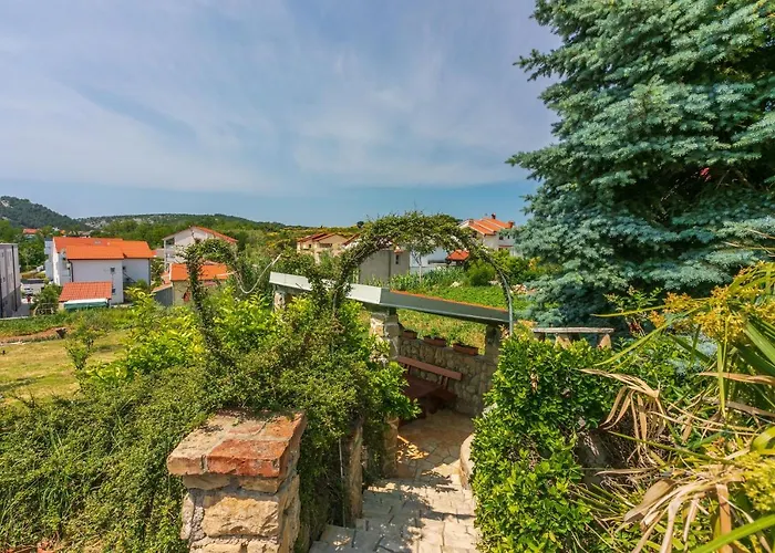 House Marija Lopar