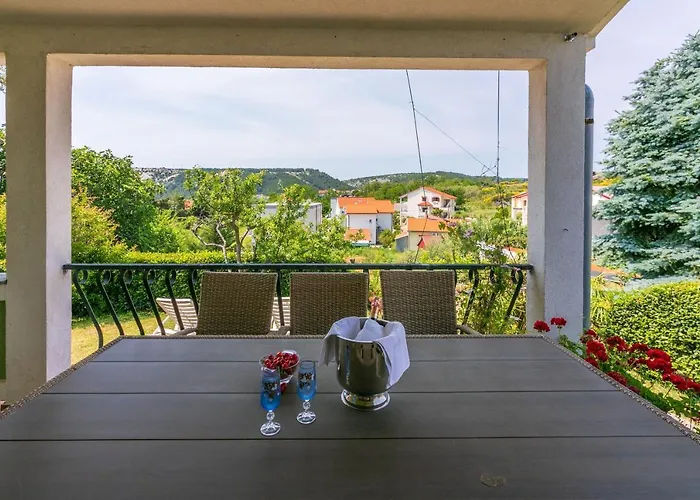 House Marija Tatil Evi Lopar